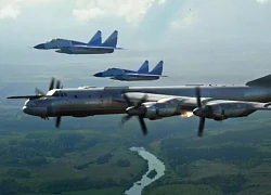 9 oanh tạc cơ Tu-95MS của Nga cất cánh, Ukraine báo động khẩn