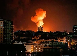 Phòng không Syria chặn tên lửa Israel bắn vào ngoại ô Damascus