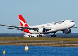 Máy bay A330-200 của Qantas Airways hạ cánh an toàn với 1 động cơ