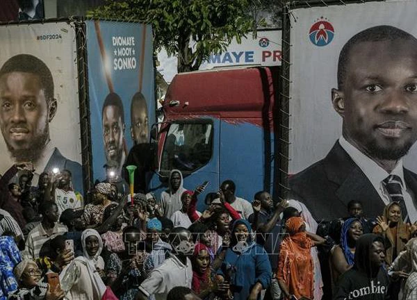 Phe đối lập Senegal ăn mừng chiến thắng sớm trong cuộc bầu cử tổng thống