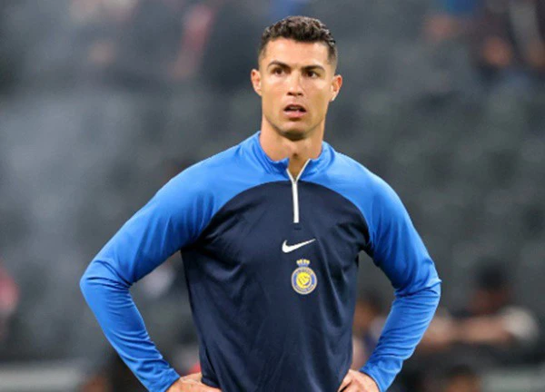 Vết gợn sau phong độ hủy diệt của Ronaldo