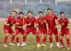 Đội tuyển Việt Nam nguy cơ rơi bảng tử thần Asian Cup nhờ HLV Troussier để lại hậu quả