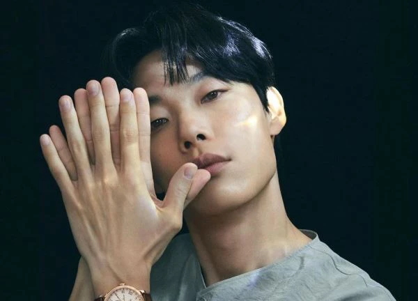 Ryu Jun Yeol tái xuất hậu chia tay Han So Hee, vừa có động thái đầu tiên liền phải nhận "cơn mưa gạch đá"