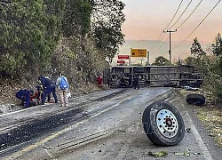 Hai vụ lật xe buýt làm hàng chục người thương vong tại Mexico và Brazil