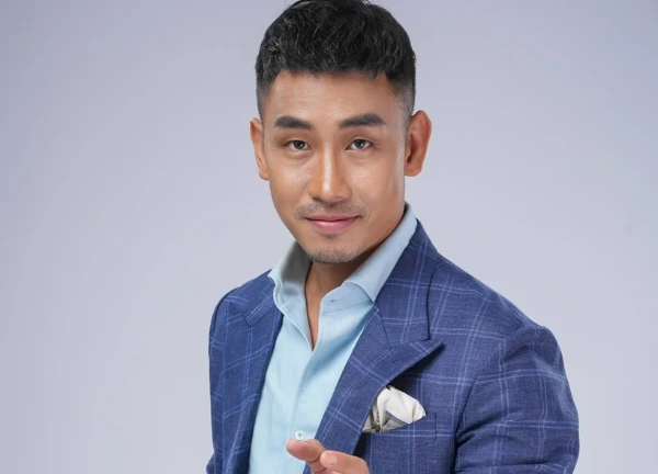 Tuấn Dũng tái hiện không gian âm nhạc thập niên 80 bằng album "Chợt như năm 18"