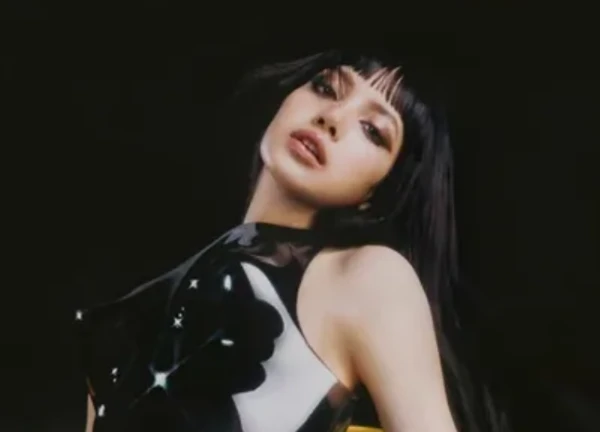 Lisa (BLACKPINK) gia nhập hãng thu âm Mỹ