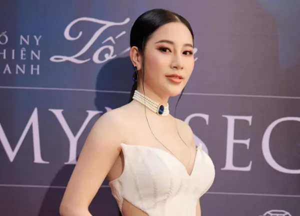 'Ngọc nữ bolero' Tố My được chọn xuất hiện tại Quảng trường Thời Đại (Mỹ)