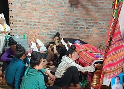 Vụ nổ lớn 1 người tử vong: Vợ và 2 con thơ khóc nghẹn trong ngôi nhà xây dở dang