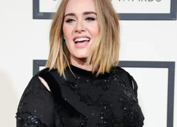 Adele tiết lộ điều thú vị nhất khi nuôi dạy con tuổi 'ẩm ương'