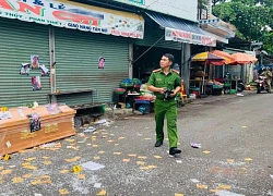 Khởi tố 18 người mang quan tài, rải vàng mã nhà chủ hụi để đòi nợ