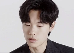 Ngạc nhiên chưa: Ryu Jun Yeol nhận bằng khen của Chính phủ giữa lúc hứng "gạch đá" vì drama tình ái