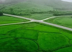 Khung cảnh đẹp khó cưỡng trên cung đường 120km ven biển trải dọc Hà Tĩnh