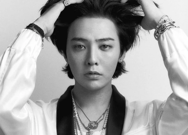 G-Dragon tái xuất