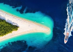 Kỳ lạ bãi biển "biến hình" ở Croatia