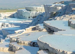 Lâu đài bông trắng muốt Pamukkale, thiên đường nơi hạ giới