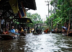 Đến Bangkok khám phá chợ nổi lâu đời nhất Thái Lan