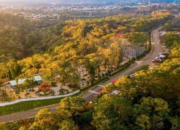 Kon Tum: Xuất hiện "nàng thơ" giữa đại ngàn Tây Nguyên