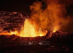 Iceland: Núi lửa trên bán đảo Reykjanes bắt đầu đợt phun trào mới