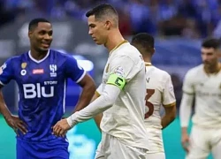 Ronaldo bị chê bai vì chưa có danh hiệu lớn