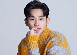 Từng có quá khứ chụp ảnh nội y và đốt trường gây sốc, nay Kim Soo Hyun lột xác thành nam thần đắt giá nhất Kbiz