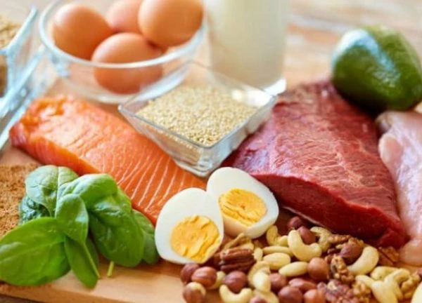 12 dấu hiệu cơ thể thiếu protein bạn không thể bỏ qua