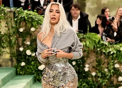 Jennie và dàn sao diện váy áo gợi cảm, được khen đẹp nhất Met Gala 2024