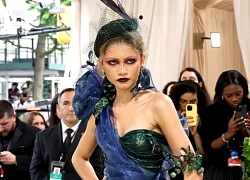 "Slay" nhất Met Gala: Zendaya chặt chém với bộ đầm phản diện cổ tích, sao nữ leo top trend toàn cầu ở "Oscar thời trang" 2024 chỉ có chị!