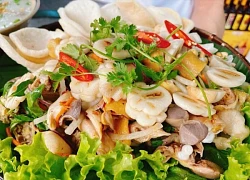 Cách làm gỏi gà măng cụt thanh mát cho ngày hè