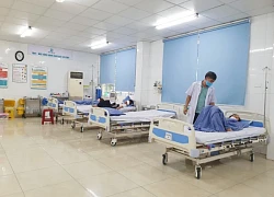 Hàng chục du khách nghi ngộ độc thực phẩm khi du lịch tại Phan Thiết