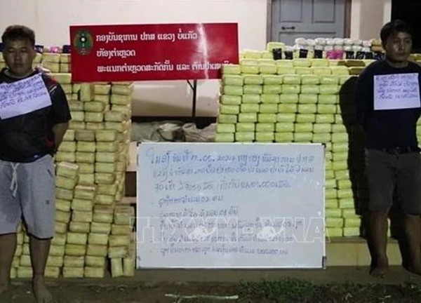 Lào: Triệt phá thành công vụ vận chuyển ma túy lớn
