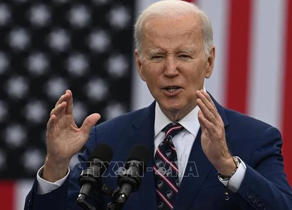 Tổng thống Joe Biden nỗ lực ghi điểm với cử tri da màu