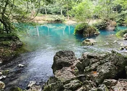 Thăm hang Pác Bó, ngắm suối Lê Nin