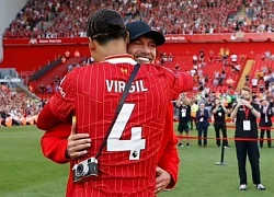 Vợ Klopp và dàn sao Liverpool rơi nước mắt