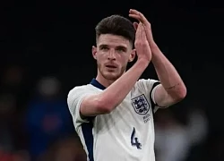 Declan Rice gây ra vấn đề lớn cho tuyển Anh