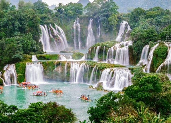 Travel+Leisure gọi tên thác Bản Giốc trong 21 thác nước đẹp nhất thế giới