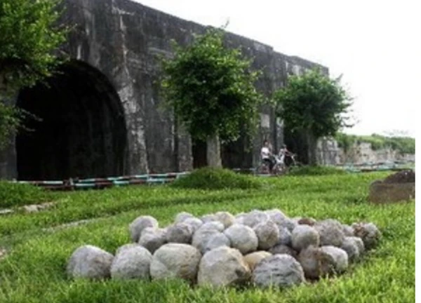 Di tích Thành Nhà Hồ ngày càng thu hút du khách