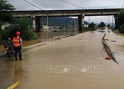 Trung Quốc: Sông Trường Giang chứng kiến trận lũ đầu tiên của năm 2024