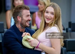 Những lần David Beckham bị chỉ trích vì hành động thân mật quá mức với con gái: Hôn môi, ôm từ phía sau, tay ở vị trí nhạy cảm