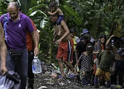 Lượng người vượt biên trái phép vào Panama qua rừng Darién tiếp tục tăng