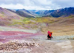 Vẻ đẹp khó cưỡng của ngọn núi đầy màu sắc ở Peru