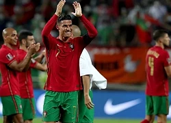 Cristiano Ronaldo - 'Tiếng nói vàng' trong phòng thay đồ tuyển Bồ Đào Nha