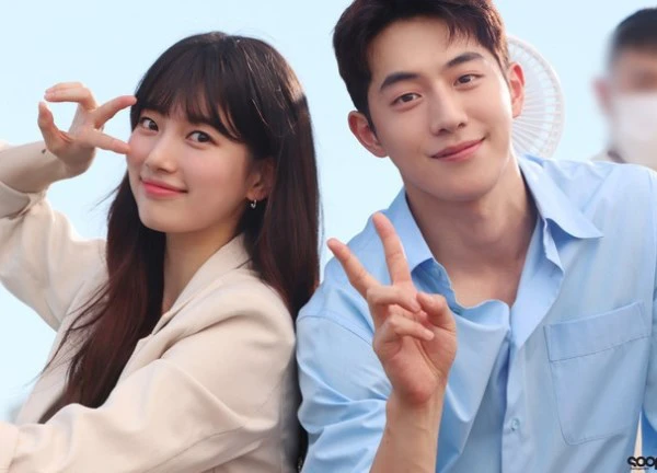 Hot: "Tóm dính" Nam Joo Hyuk dùng kỳ nghỉ quân đội để hẹn hò với Suzy?