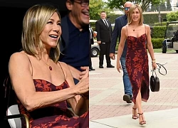 Jennifer Aniston lại bị đồn phẫu thuật thẩm mỹ ở tuổi 55