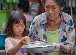 Nghe mẹ chồng mách tội con gái và câu nói đùa của bà mà tôi ức vô cùng, muốn về đón con ngay lập tức