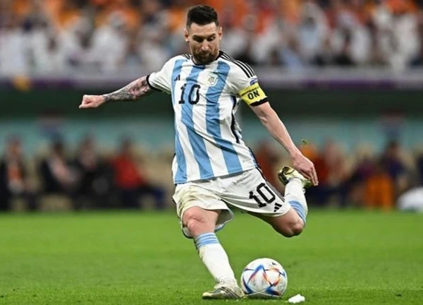 Messi chọn hai bàn thắng quan trọng nhất sự nghiệp