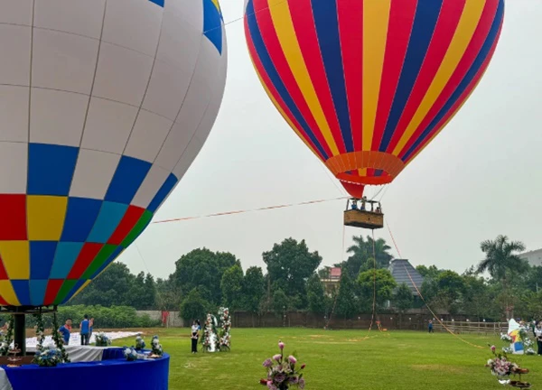 Mở tour ngắm cảnh Sơn Tây trên khinh khí cầu