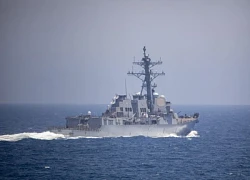 Houthi tuyên bố nã tên lửa đạn đạo tấn công chiến hạm Mỹ