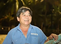 Người đàn ông ở Nha Trang cải tiến xe sàng cát, giúp bãi biển sạch bóng rác thải