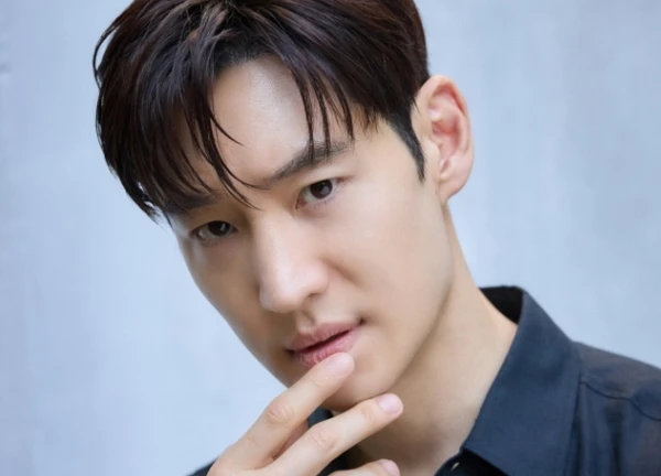 Tài tử Lee Je Hoon kề cận cửa tử: Suýt hoại tử ruột, suýt chết vẫn tiếc nuối 1 điều đầy bất ngờ