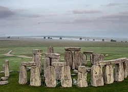 UNESCO khuyến nghị đưa Stonehenge vào danh sách di sản thế giới bị đe dọa